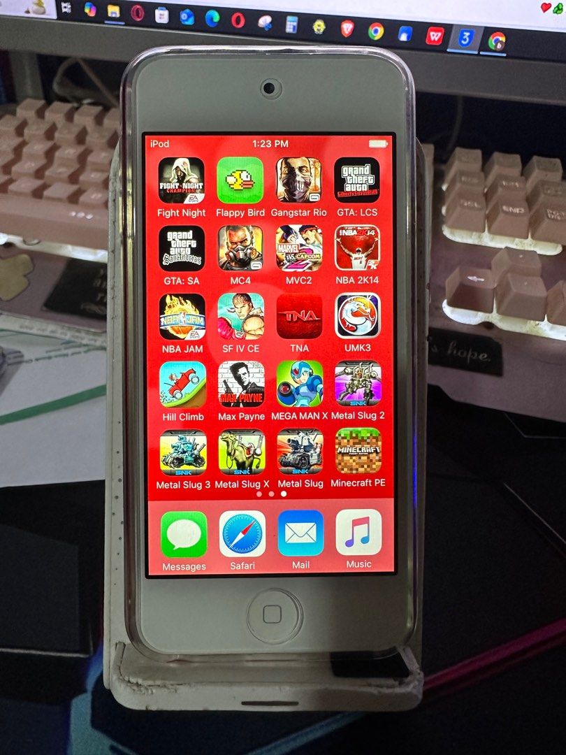 iPod touch 5th gen Lava Red 32gb (Category: Other Gadgets) located in Manila. Submitted by yezdeal2017 (Listing ID 1390969760, Image 2). Description: available po now:✅✅✅ ✅Dm us blue app: Retro Gadgets PH for fast transaction:✅ 64gb iPod touch 6th gen PinkBlue💓 -4.5k last 32gb blue red -₱3,199 my mga a.p.ps na po, 1k songs, etc ₱2500 silver 16gb "Good as new "unit sobrang kinis and smooth😍✅📱💓 not 2nd hand/ not laspag/ Package; Unit/charger/ca