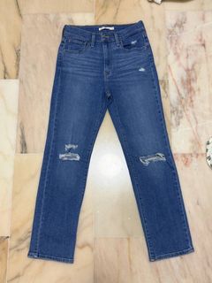 (Category: ) located in . Submitted by clothioning (Listing ID 1391140483, Image 1). Description: .