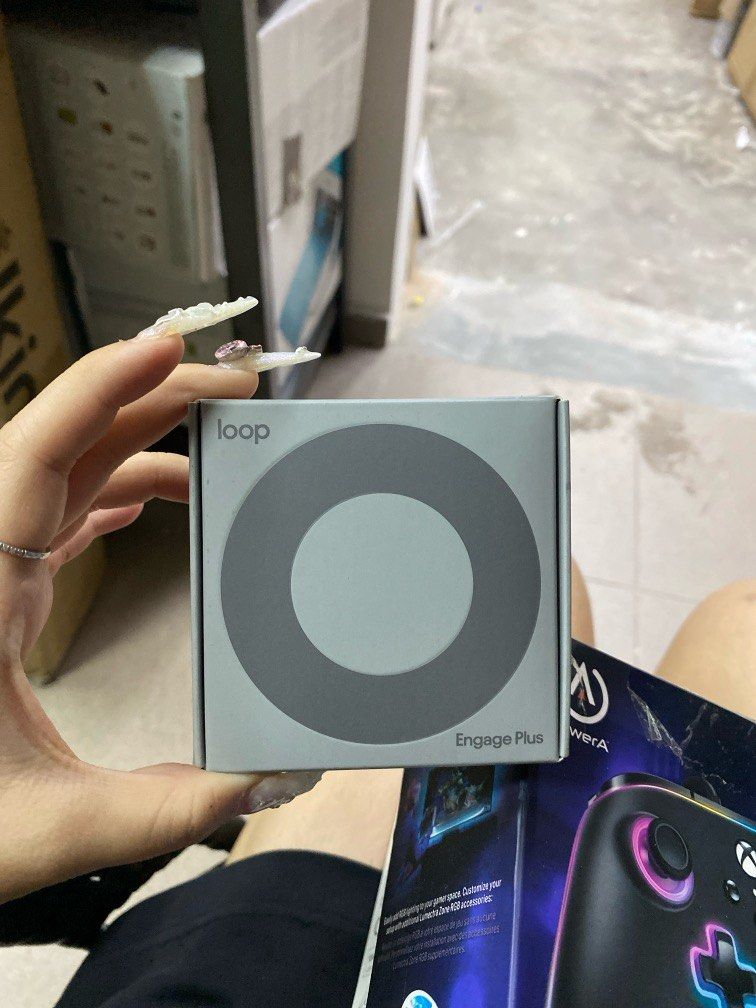 Loop engage plus (Category: Ear Care) located in Singapore. Submitted by 20percentoffshop (Listing ID 1391031673, Image 1). Description: .