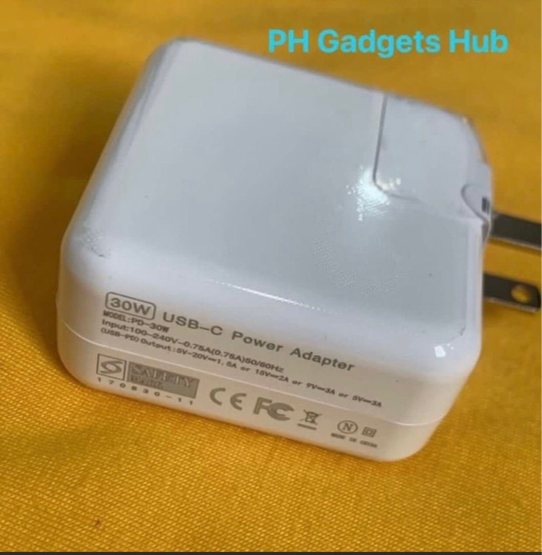 MacBook iPad iPhone 30W USB-C Power Adapter Charger (Category: Chargers) located in San Juan City. Submitted by ph_gadgets_hub (Listing ID 1390988127, Image 1). Description: The 30W USB-C Power Adapter, efficient charging at home, in the office, or on the go. It’s compatible Macbook Charger WE ARE STILL ON SALE ❗️❗️❗️ 💯% Apple Accessories😍 💯% Data sync supported 💯% MFI Certified 💯% Brand new ₱1,000 30W USB-C Power Adapter only With Warranty 