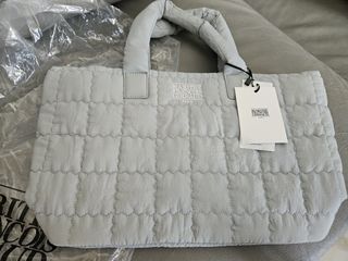 （分類：）位於 。 由 irene_ng0818 提交（商品編號 1390987134，圖片 1）。簡介： 。
