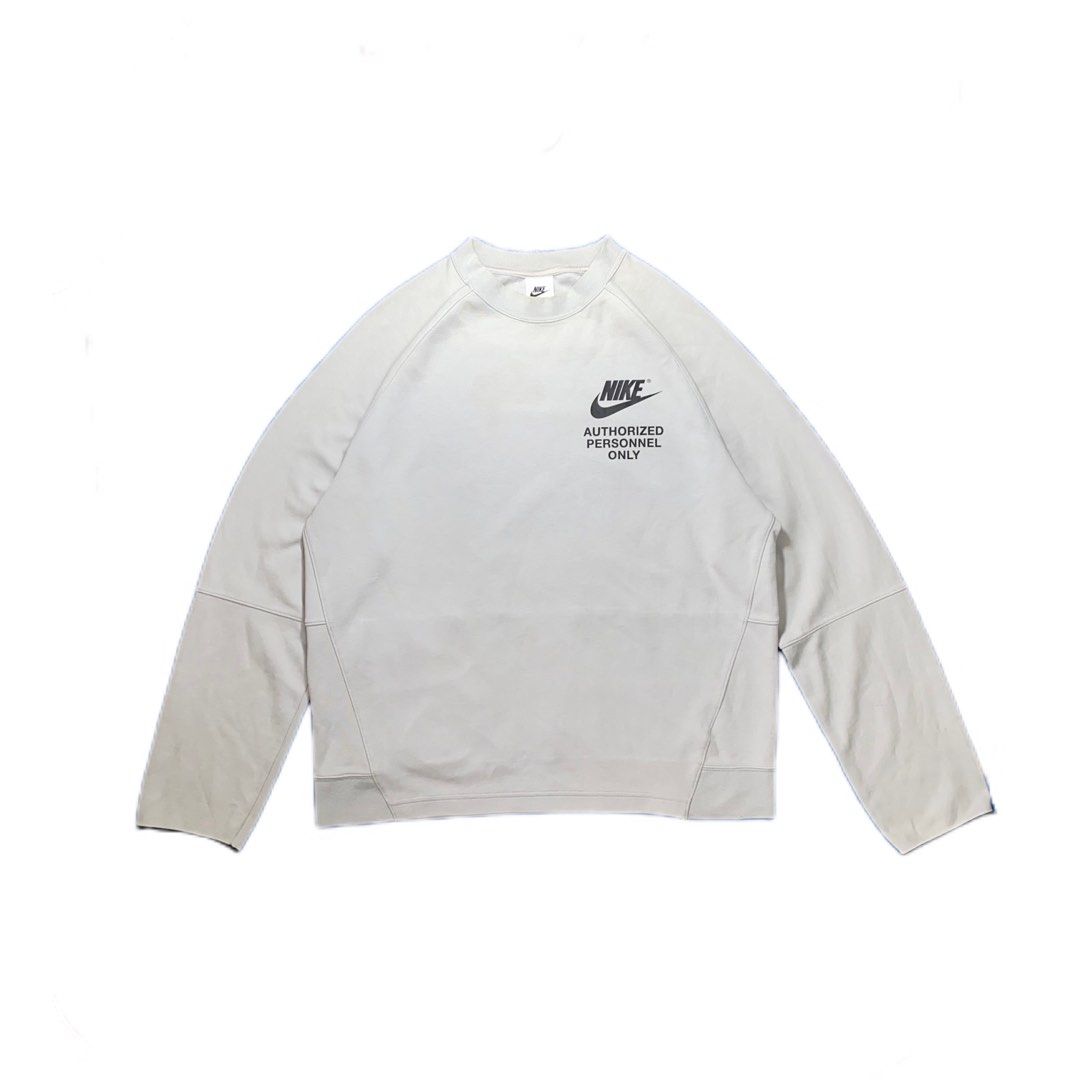 Nike Sweatshirt (Receive offers) (Category: Coats, Jackets and Outerwear) located in Manila. Submitted by hskermit (Listing ID 1391041851, Image 1). Description: Nike “Authorized Personnel Only” Graphic Crew Sweatshirt (XL) Size: XL (L:27 W: 23) Material:Cotton & Polyester Condition: 10/10 (wore 3 times) CR: 9.5/10 RFS: Decluttering 500 Receive offers.