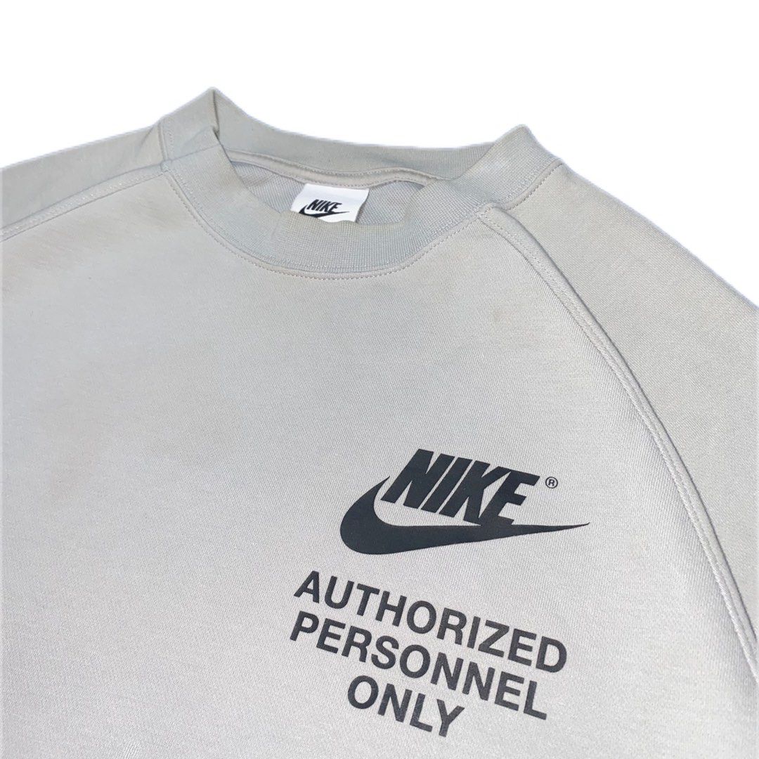Nike Sweatshirt (Receive offers) (Category: Coats, Jackets and Outerwear) located in Manila. Submitted by hskermit (Listing ID 1391041851, Image 3). Description: Nike “Authorized Personnel Only” Graphic Crew Sweatshirt (XL) Size: XL (L:27 W: 23) Material:Cotton & Polyester Condition: 10/10 (wore 3 times) CR: 9.5/10 RFS: Decluttering 500 Receive offers.