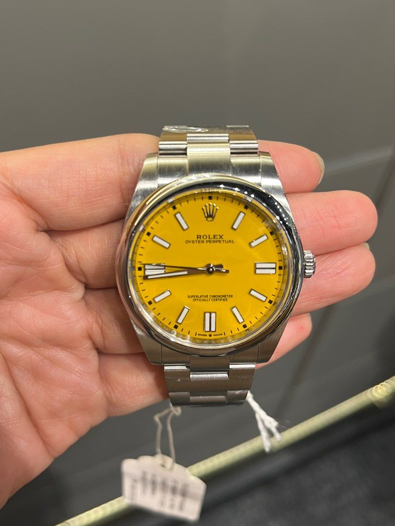 Oyster perpetual (Category: Luxury Watches) located in Marikina City. Submitted by yaniyanyan (Listing ID 1391083435, Image 2). Description: ROLEX Oyster Perpetual 41 Yellow Stick Dial • Ref 124300 • OL37 • Yr 2020 • w/ Original Papers.