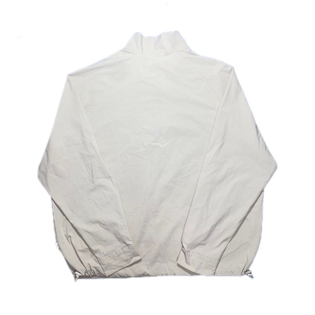 Parka Waterproof Half Zip-Up Jacket (Receive offers) (Category: Coats, Jackets and Outerwear) located in Manila. Submitted by hskermit (Listing ID 1391088466, Image 2). Description: La Fudge Beige Parka Waterproof Half Zip-Up Jacket (L) Size: L (L:28 W: 25) Material: Nylon Condition: 10/10 (Never Used) CR: 10/10 RFS: Bought and Never used 2000 -> 400 Receive offers.