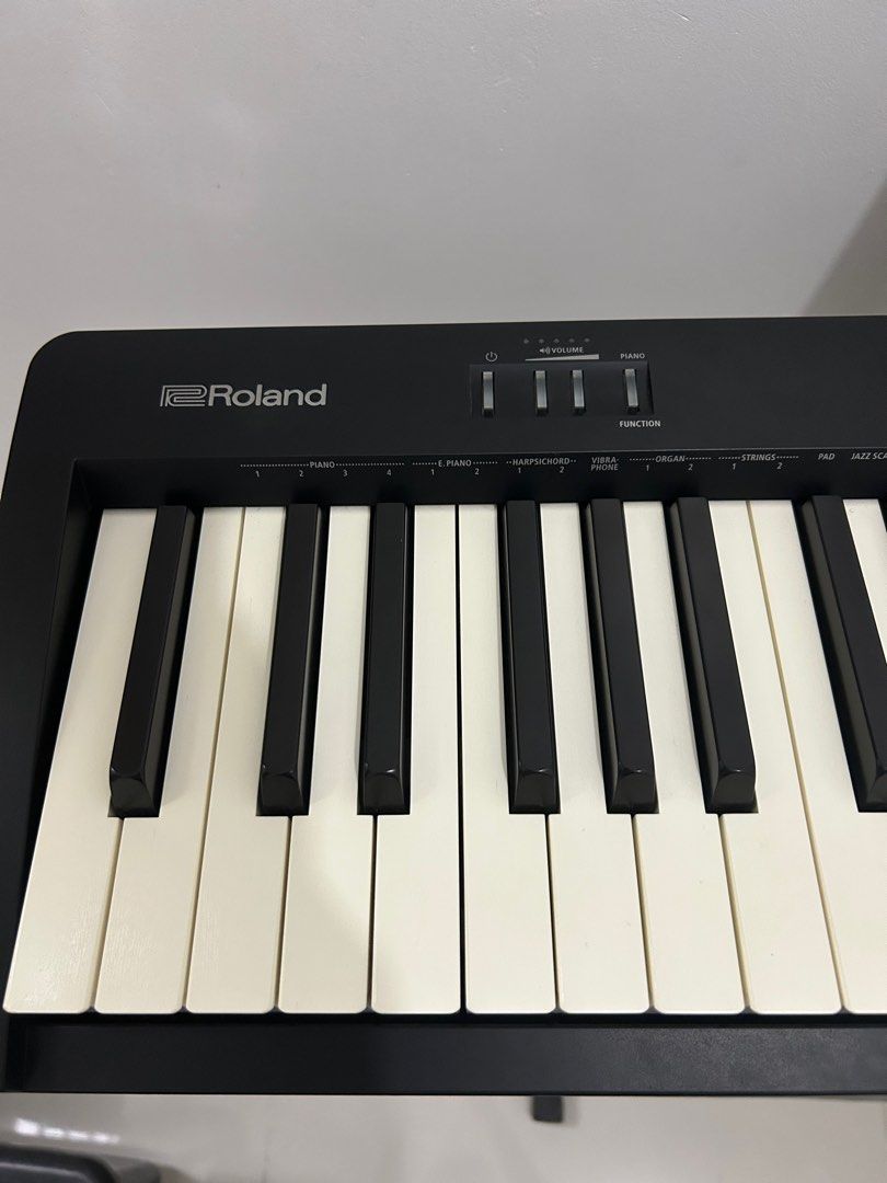 Roland FP-10 (Category: Musical Instruments) located in Santa Rosa. Submitted by h8h8h (Listing ID 1391047783, Image 3). Description: Roland FP-10 Keyboard price: 38,950 Keyboard stand is 1,699 (40,649) Selling for only 27,000 pesos! inclusions: Heavy duty keyboard stand Adapter Pedal Manual RFS: mas need mag focus sa major instrument. Nasa music room ito kaya well-maintained. For pick up only. But sorry po, won't entertain po sa loob ng bahay fo