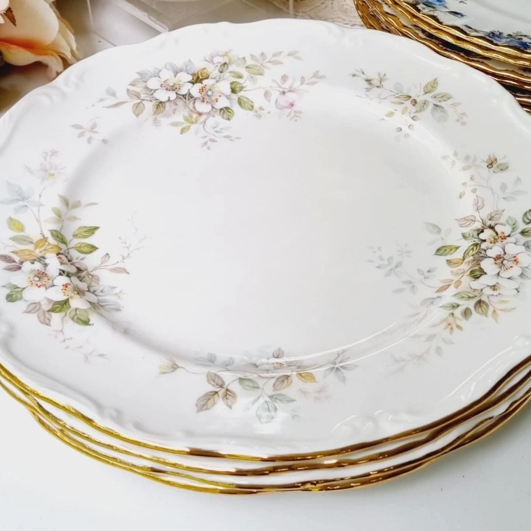 Royal Albert Haworth Dinner Plate (Category: Dinnerware & Cutlery) located in Bacolod City. Submitted by poshdepot_ (Listing ID 1391016981, Image 1). Description: 10.5" Very good condition Made in England 5 available .