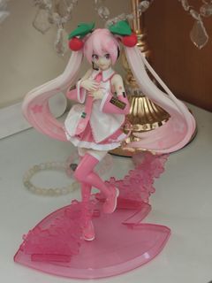 (Category: ) located in . Submitted by soraru_ (Listing ID 1390968159, Image 1). Description: .
