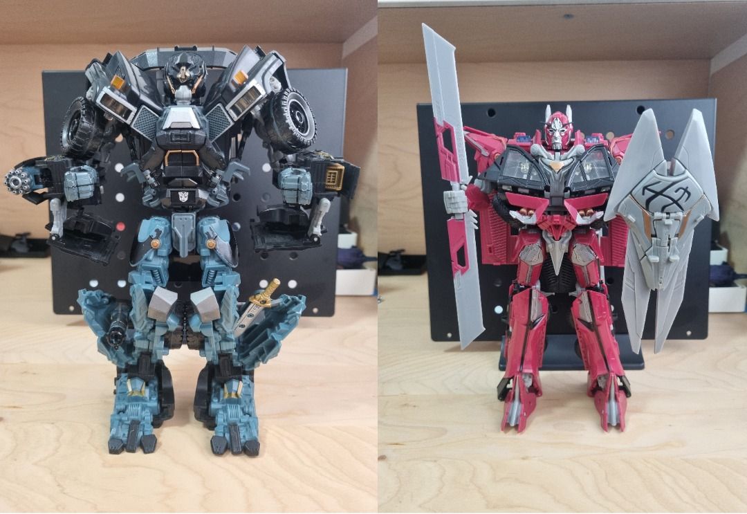 Transformer Ironhide & Sentinel Prime Mechtech Level3 Bundle (Category: Action & Battle Toys) located in Manila. Submitted by afol95 (Listing ID 1391128418, Image 1). Description: Selling as a bundle Retro Transformers from the movie Transformers: Dark of the Moon (2011) Transformed in a vehicle mode for easy storage. Both are in good condition, electronics working. Just to note that there is only a slight crack on one of panel on Sentinel Prime 