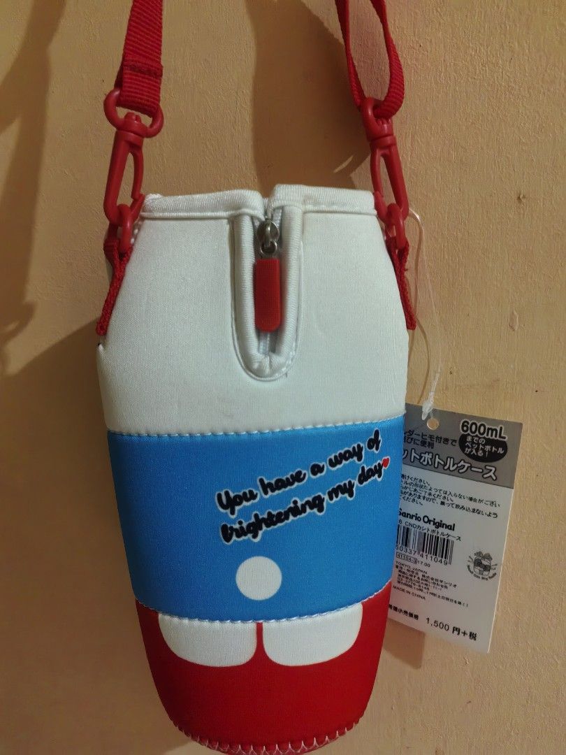 Tumbler or Bottle Sleeve Case (Category: Other Food & Drinks) located in Las Pinas. Submitted by jgcollection_ (Listing ID 1390999061, Image 3). Description: Tumbler or Water Bottle Sleeve Case Sanrio Hello Kitty😻❤️ 💯 original with Tag❤️ Rfs:deuttering Mop:GCASH.