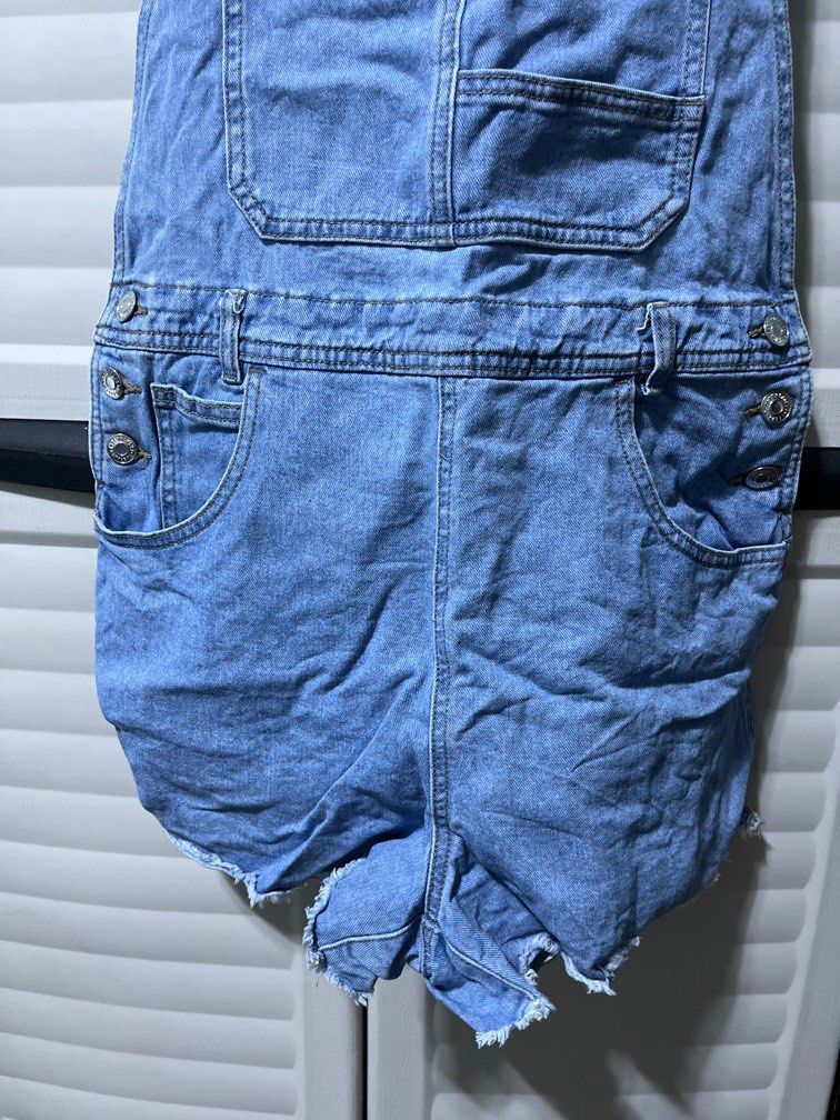 XL Terranova Denim short jumpsuit (Category: Jumpsuits) located in Quezon City. Submitted by RL_itemsforsale (Listing ID 1391067044, Image 2). Description: .