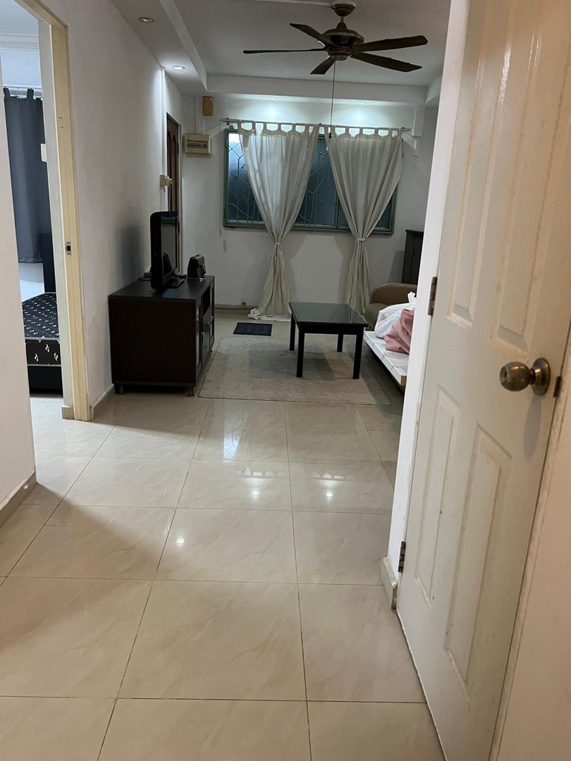 (Category: ) located in . Submitted by opptimus (Listing ID 1391283630, Image 1). Description: .