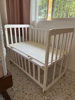 (Category: ) located in . Submitted by mandygui90 (Listing ID 1391172303, Image 1). Description: .
