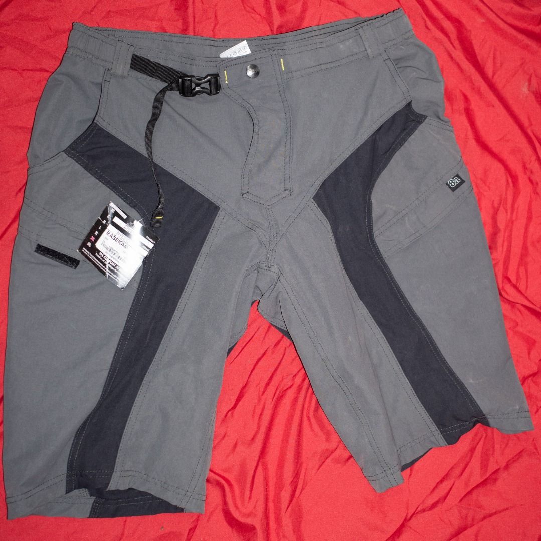 8A Performance Short Gray/Black 2XL (Category: Shorts) located in Paranaque City. Submitted by hazee21 (Listing ID 1391340772, Image 1). Description: 8A Performance Short Gary/Black 2XL Model: Hybrid w/padding and tag original tag: 898 #36.