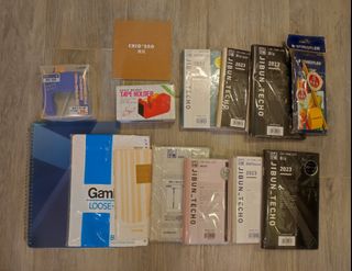 （分類：）位於 。 由 issacis_not_here 提交（商品編號 1389360060，圖片 1）。簡介： 。