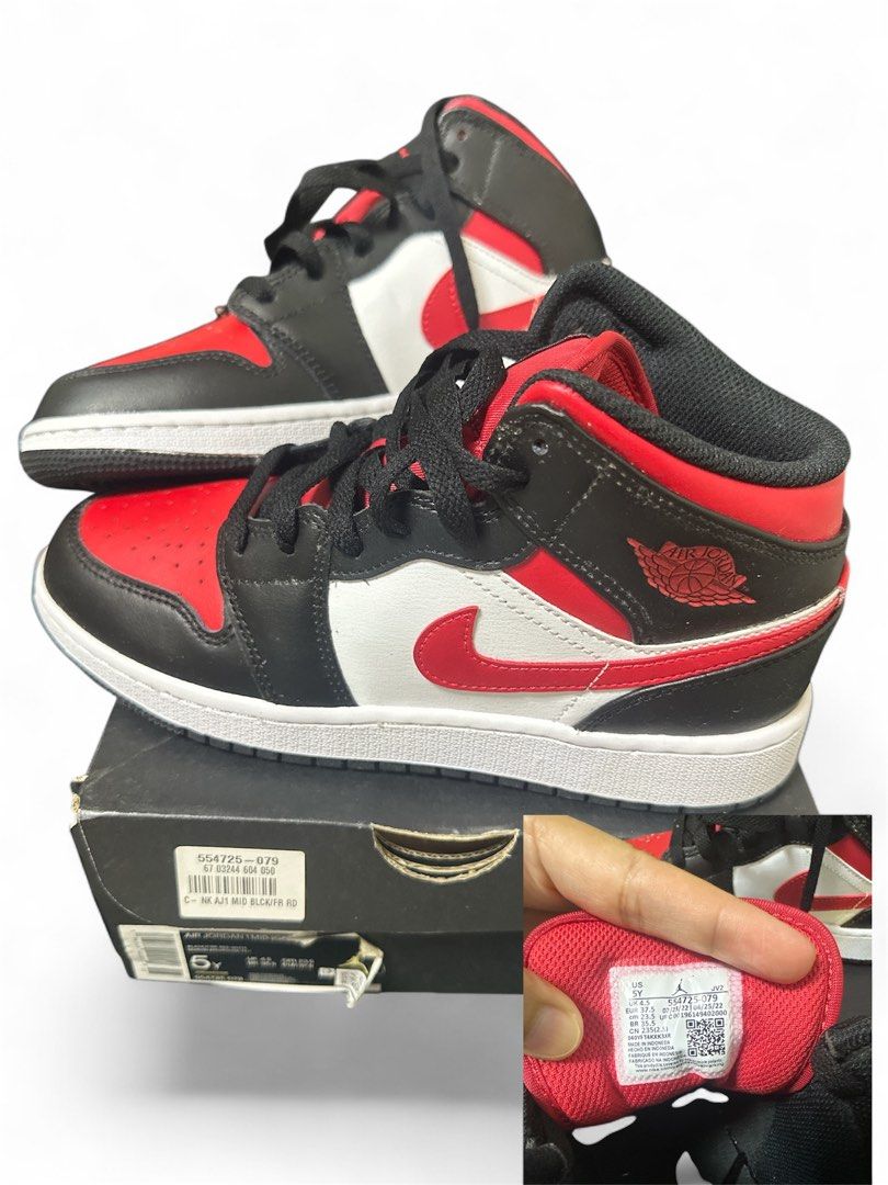 Air Jordan 1 MID (GS) (Category: Sneakers) located in Baguio. Submitted by ons03 (Listing ID 1391195010, Image 1). Description: .