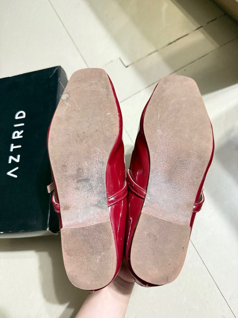 Aztrid Mary Janes (Category: Flats & Sandals) located in Caloocan City. Submitted by _shellly (Listing ID 1391347399, Image 3). Description: Size 8 Good as new Used only twice.