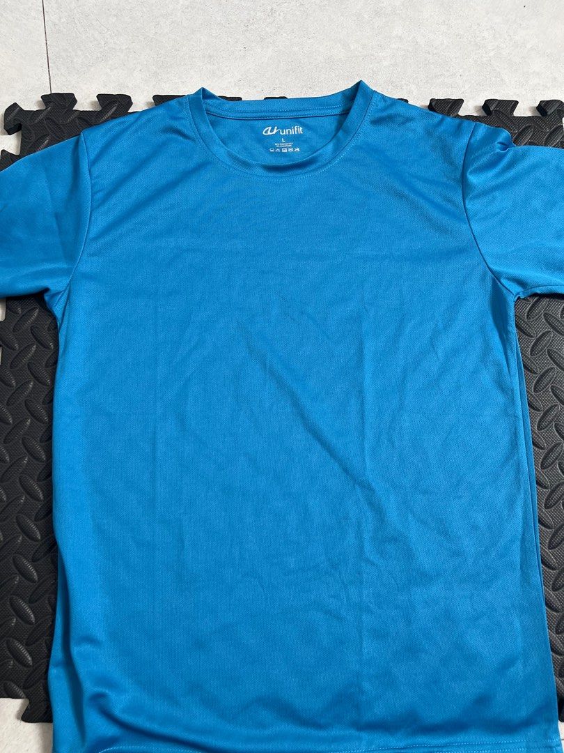 Blue Dri Fit Shirt (Category: Activewear) located in Antipolo. Submitted by danaas (Listing ID 1391207089, Image 1). Description: Size M-L No issues.