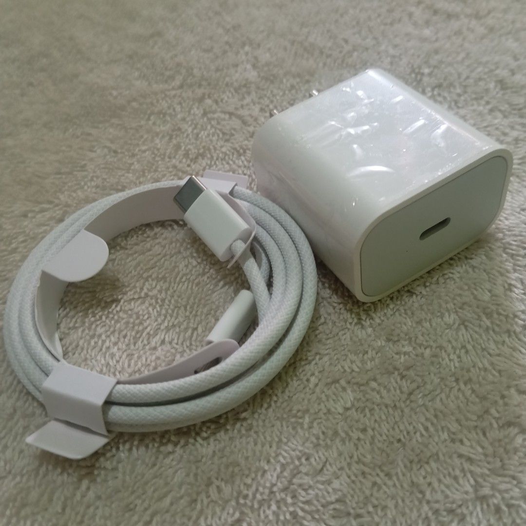 CELLPHONE CHARGERS (Category: Chargers & Cables) located in Paranaque City. Submitted by audioaddict0517 (Listing ID 1391178513, Image 3). Description: .