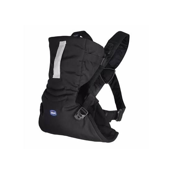 Chicco Easy Fit Carrier (Category: Carriers & Slings) located in Paranaque City. Submitted by preloved_rrr (Listing ID 1391259653, Image 1). Description: Brand new RFS: Already have a carrier.