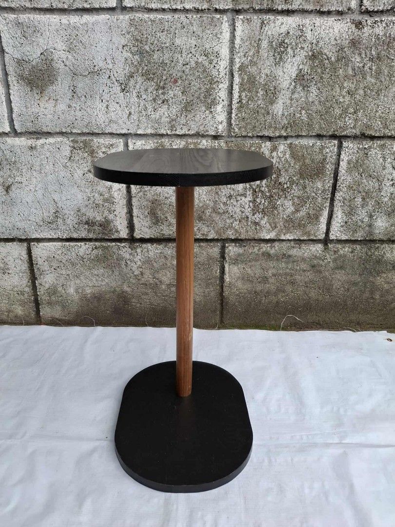 Coffee Table Type C (Category: Tables & Sets) located in Plaridel. Submitted by tonilousg (Listing ID 1391322196, Image 2). Description: Coffee Table Type C Remarks: 🔸 As Is 🔸 Factory Pull Out 🔸 With Box 🔸 Refurbish 👉 Check out our marketplace for more items that might interest you! We've got plenty of good stuff available. 🏠 We are located at: Plaridel, Bulacan 🛵 Courrier: Lalamove ( Buyer arrange booking).