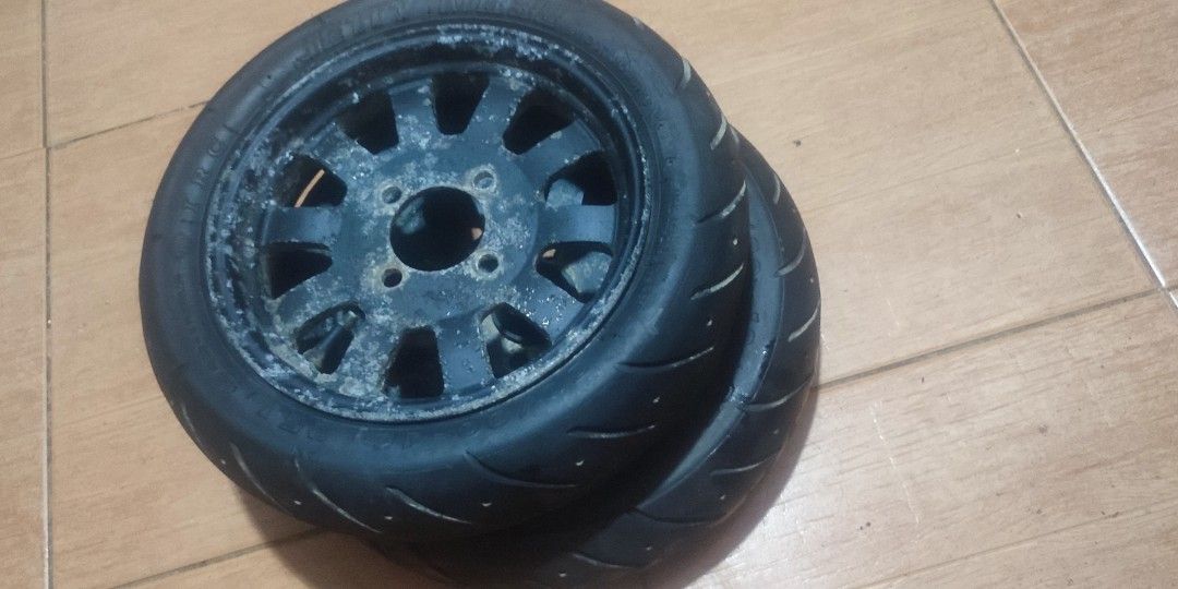Ebike wheels (Category: Tires & Rims) located in Valenzuela. Submitted by oldbutgoods (Listing ID 1391177002, Image 1). Description: Nwow used wheels with rim 2pcs, makapal pa ang gulong size: 80/90/10 sama ko na yung front wheel para sa sure buyer update: repainted rim into white color.