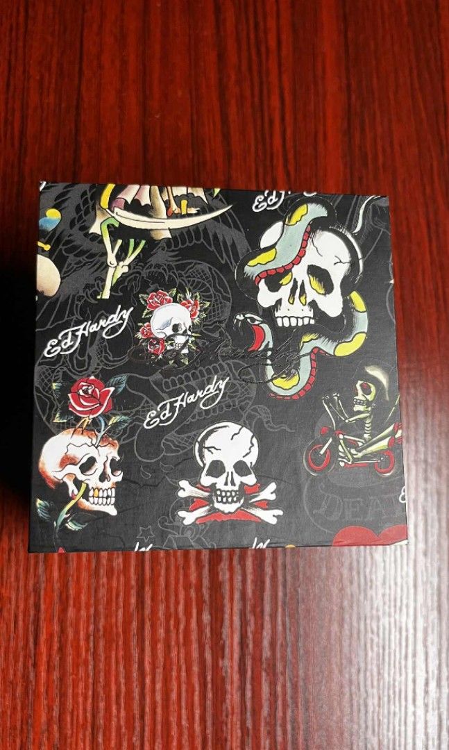 Ed hardy Mens black watch (Category: Men's Watches) located in San Mateo. Submitted by koofee (Listing ID 1391314120, Image 1). Description: Model number : 50446B-42-G02.