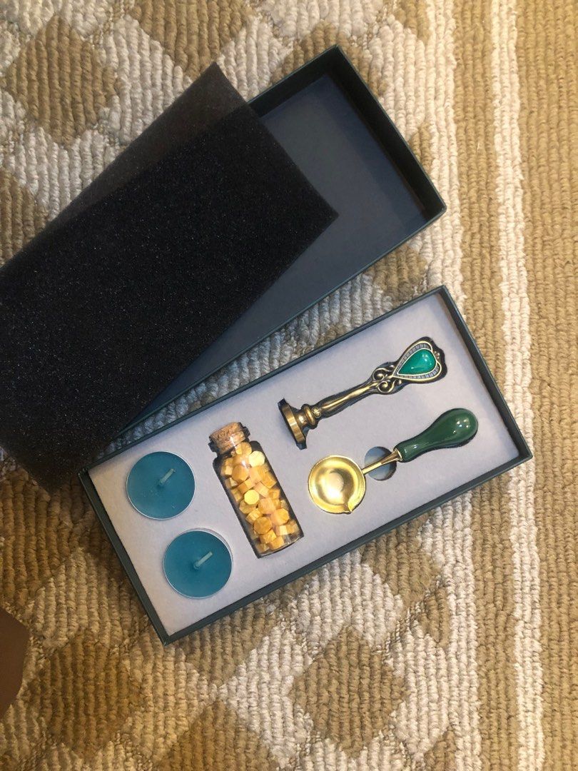 Emerald-Colored Sealing Wax Set (Category: Craft Supplies & Tools) located in Los Banos. Submitted by myexcesstuff (Listing ID 1391323953, Image 1). Description: Sealing Wax Set ✅ Haven’t used yet ✅ Condition is 10/10 ✅ Price is negotiable.