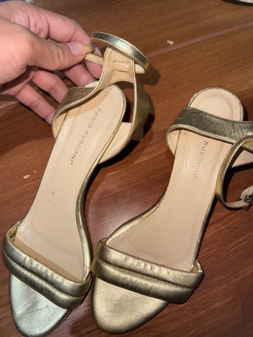 Fabio Rusconi Heels (Category: Heels) located in Alicia. Submitted by declutterthingz_1 (Listing ID 1391322188, Image 2). Description: .