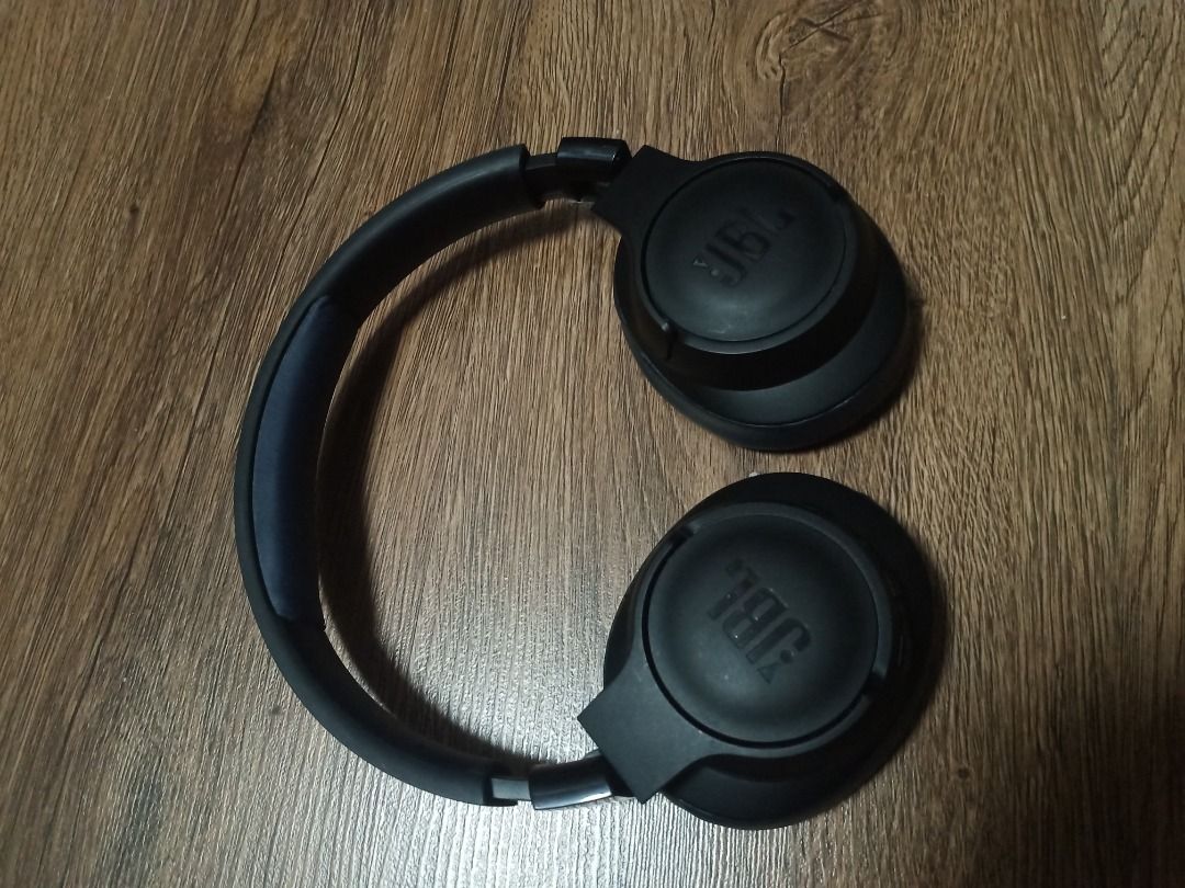 (fixed price, dealing at 460405) JBL Tune 710bt Wireless Headphones63837378466817110