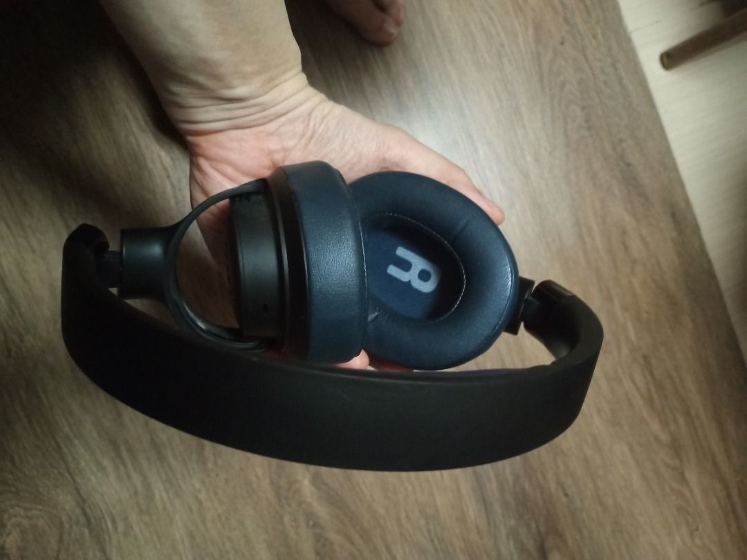(fixed price, dealing at 460405) JBL Tune 710bt Wireless Headphones63837378466817114