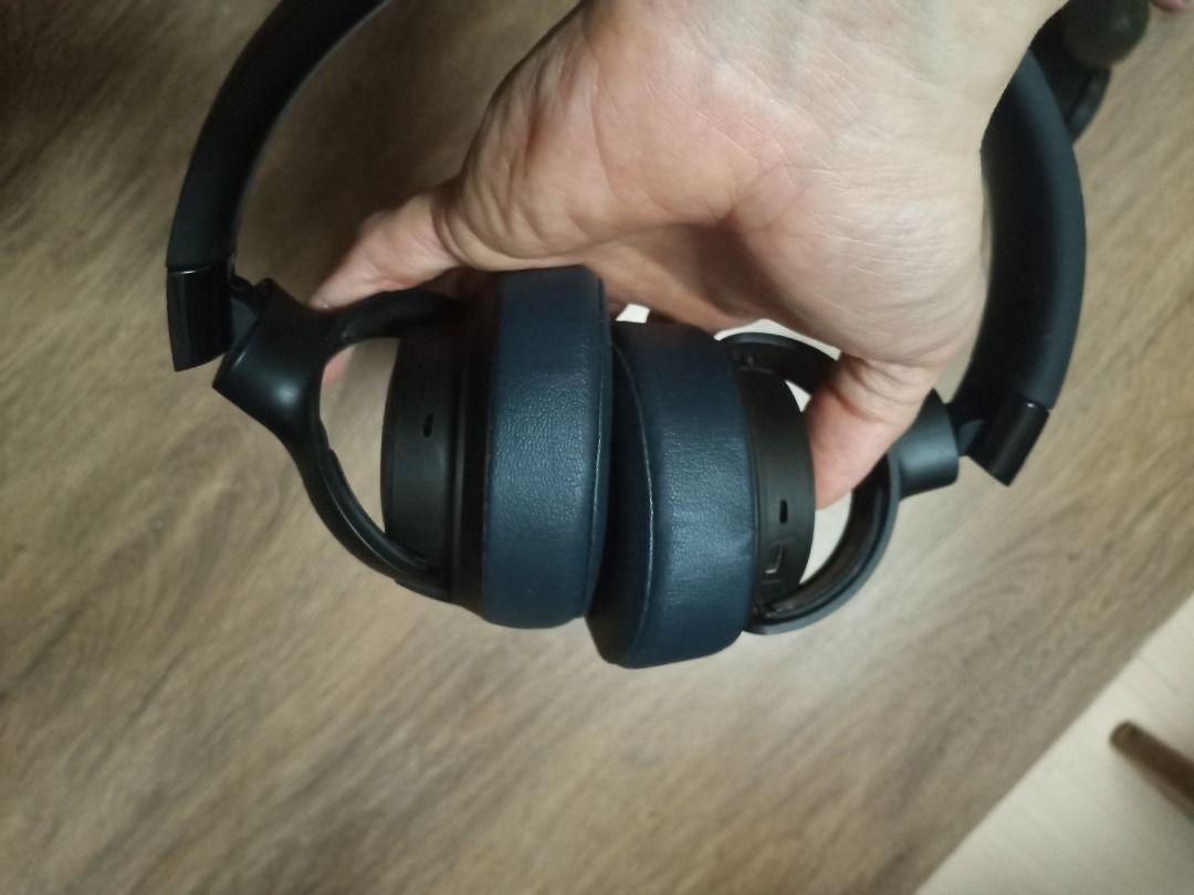 (fixed price, dealing at 460405) JBL Tune 710bt Wireless Headphones63837378466817112