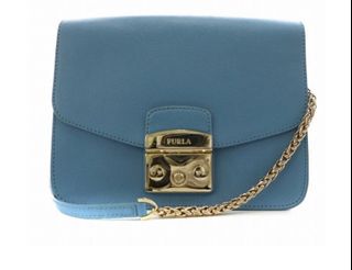 (Category: ) located in . Submitted by thriftdaf (Listing ID 1391352805, Image 1). Description: .
