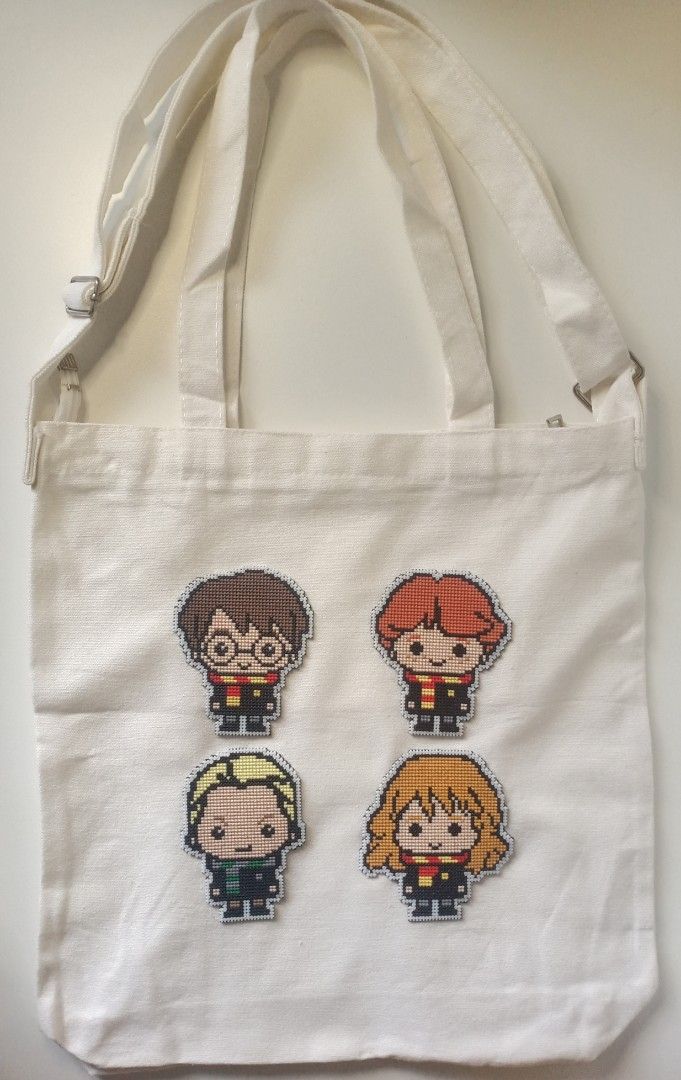 Harry Potter Crossbody Tote (Category: Tote Bags) located in Imus. Submitted by t0t3fairi3 (Listing ID 1391246395, Image 2). Description: Handmade and stitched using plastic cross stitch canvass and DMC threads..