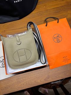 （分類：）位於 。 由 cherrysally 提交（商品編號 1391257073，圖片 1）。簡介： 。