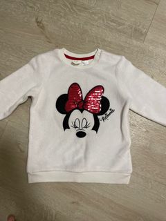 (Category: ) located in . Submitted by clearingwardrobe (Listing ID 1391306313, Image 1). Description: .
