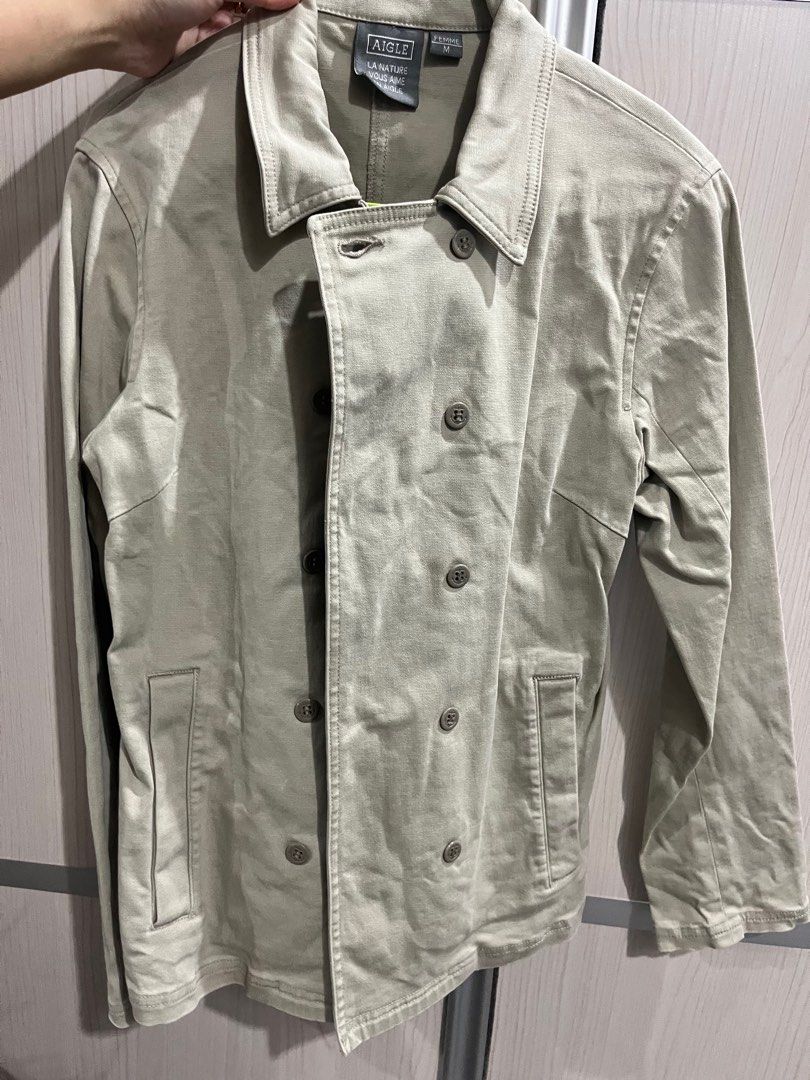 Jacket (Category: Other Tops) located in Seberang Jaya. Submitted by azsxdc23 (Listing ID 1391236874, Image 3). Description: Hi i nak letgo this jacket - H:156cm W: 53 - condition 8.5/10 - pakai utk outerwear - price include postage.