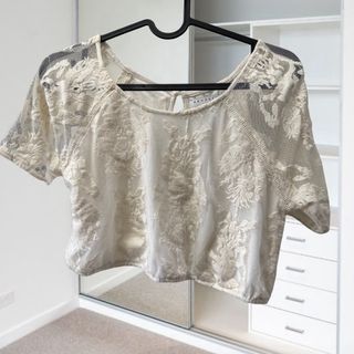 (Category: ) located in . Submitted by roripreloved (Listing ID 1391279747, Image 1). Description: .