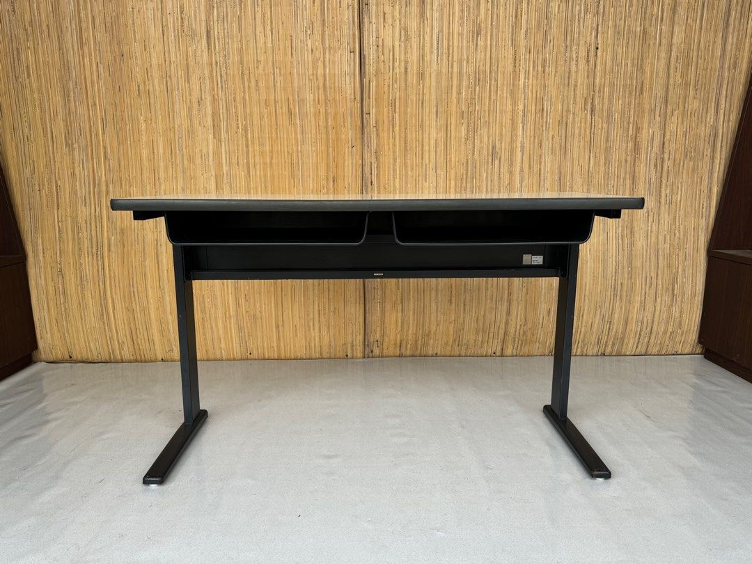 Kokuyo Slim Table (Category: Tables & Sets) located in Quezon City. Submitted by matetdevis13 (Listing ID 1391279298, Image 1). Description: Kokuyo Heavy Duty Slim Table Price: 3,900 L47.5 x W16 x H27.5 In good condition Code MDJ22-A243.