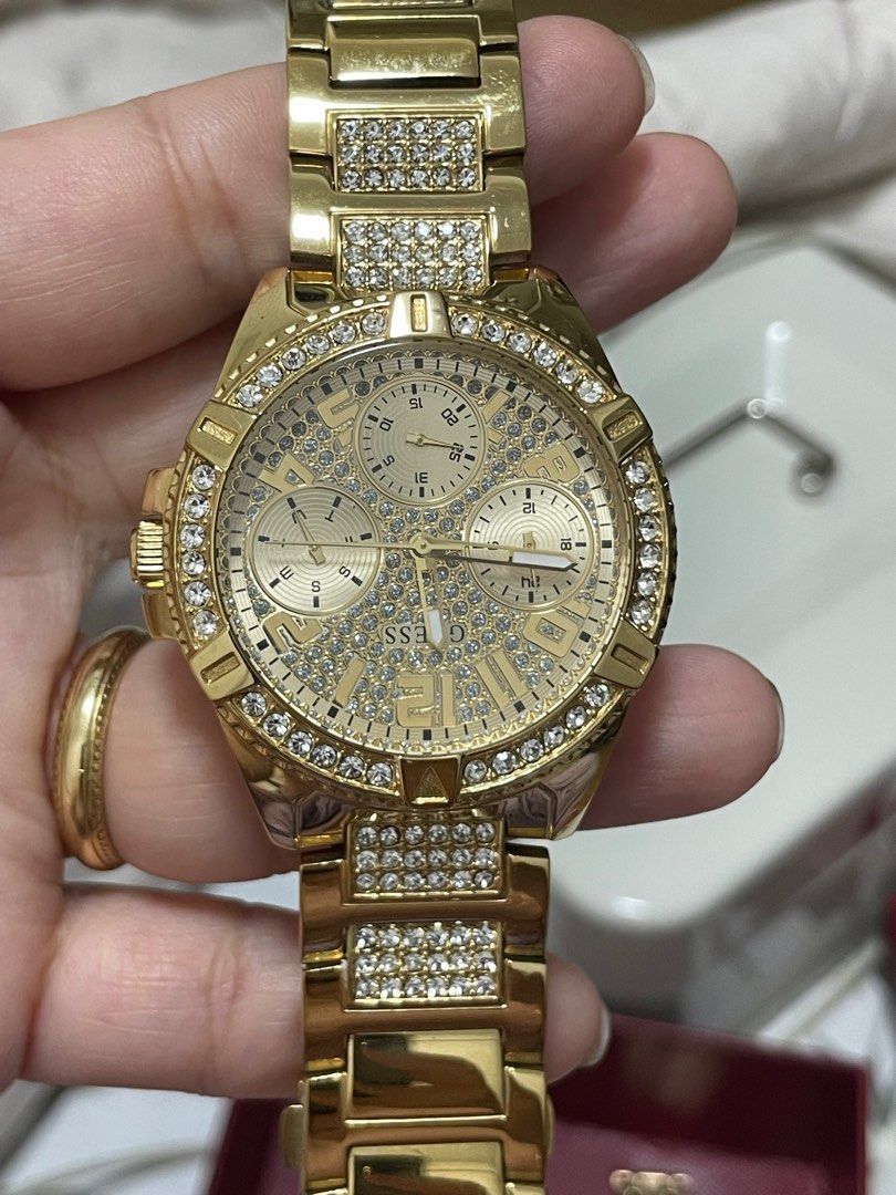 Legit Guess Watch (Category: Women's Watches) located in Manila. Submitted by GailyD (Listing ID 1391264550, Image 3). Description: bought from the US .