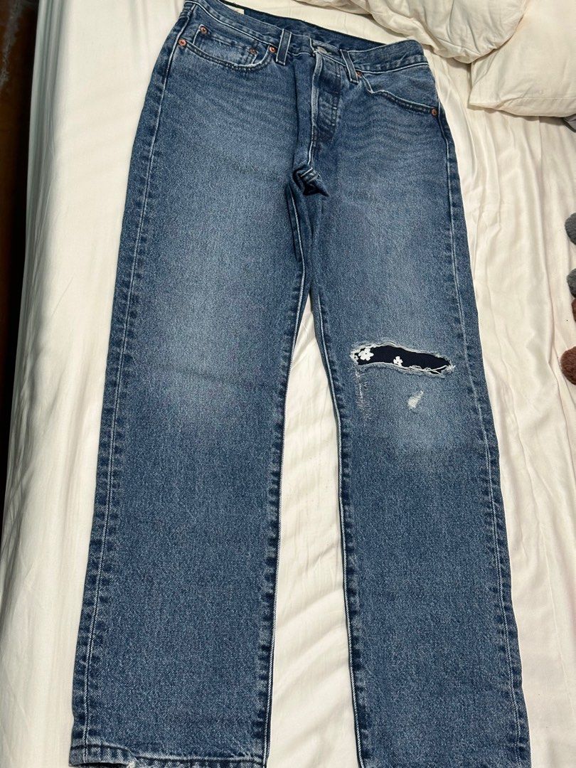 Levis 501 blue - 26 (Category: Jeans) located in Makati City. Submitted by _daniellego (Listing ID 1391215308, Image 1). Description: 🌟 PLEASE READ 🌟 ❌ NO WHEN WORN ❌ NO HAGGLING ❌ NO RETURNS ✅ FINAL SALE PRICE POSTED (plus SF by buyer) ✅ DETAILS IN THE DESCRIPTION NOT ALL ITEMS ON HAND ✅ Shipping days: Mon-Thurs ✅ Order must be confirmed and paid by Sunday morning for Monday shipping schedule. Otherwise, order will be included in next week’s s