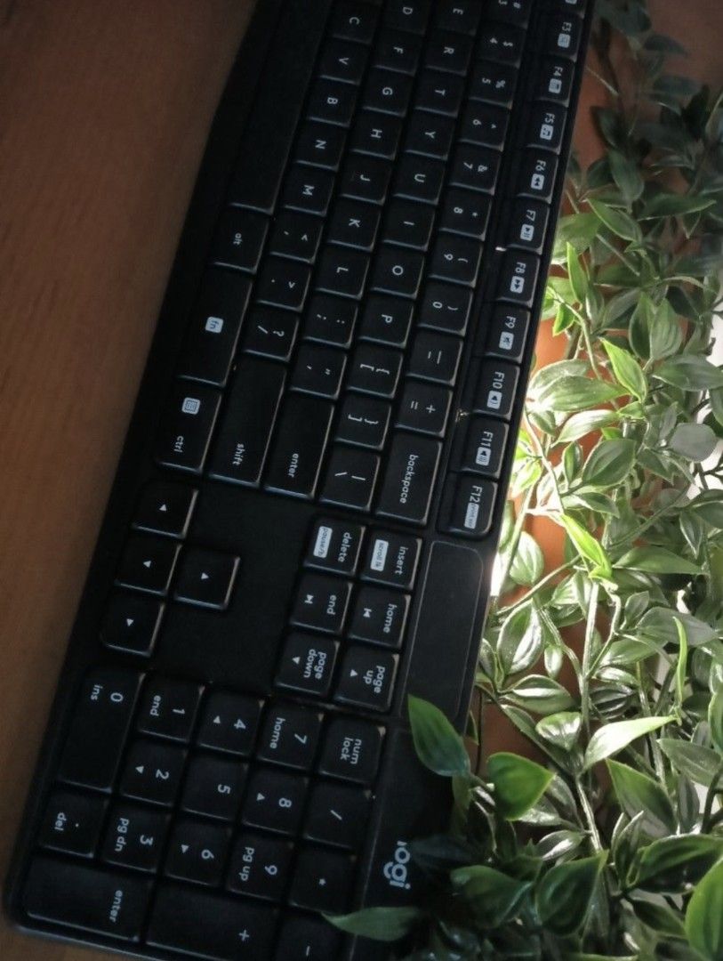 Logitech Wireless Keyboard472316748645027842