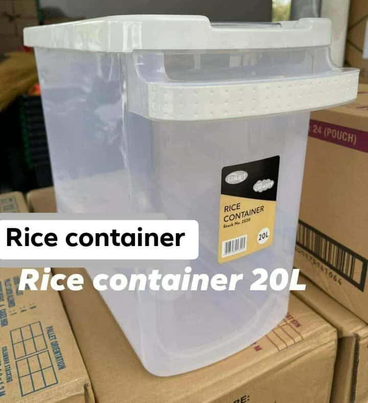Lor RICE CONTAINER 20L (Category: Pitchers & Dispensers) located in Manila. Submitted by dolorchris69891 (Listing ID 1391290707, Image 1). Description: RICE CONTAINER 20L.