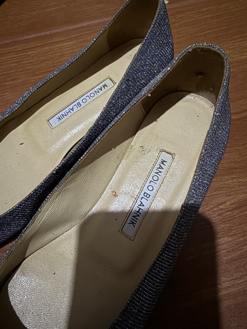 Manolo Blahnik Heels (Category: Heels) located in Alicia. Submitted by declutterthingz_1 (Listing ID 1391321334, Image 2). Description: .
