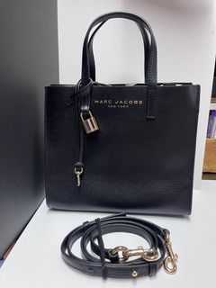 （分類：）位於 。 由 bonsoircherry 提交（商品編號 1391254982，圖片 1）。簡介： 。
