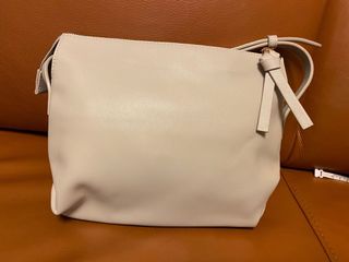 （分類：）位於 。 由 wl_cha 提交（商品編號 1391340178，圖片 1）。簡介： 。
