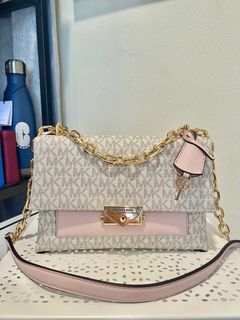 (Category: ) located in . Submitted by ainasya98 (Listing ID 1391270387, Image 1). Description: .