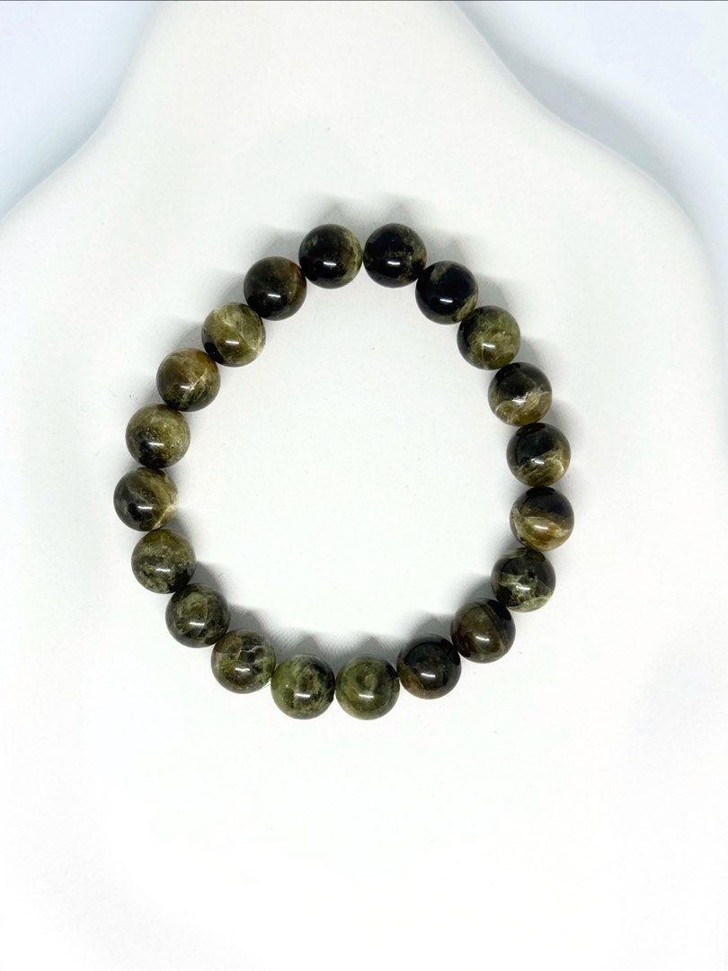 Natural High Quality Tsavorite Green Garnet (Category: Bracelets) located in Gapan. Submitted by lcbrjc (Listing ID 1391332632, Image 1). Description: ✤ High Quality Tsavorite Green Garnet ✤ includes certificate of authenticity ✤ Natural Earth Mined 💯 ✤ 10mm | 16-17cm ✅ ₱ 1500 ✅ Free Shipping. 𝑻𝒔𝒂𝒗𝒐𝒓𝒊𝒕𝒆 𝑮𝒂𝒓𝒏𝒆𝒕 – 𝑻𝒉𝒆 𝑺𝒕𝒐𝒏𝒆 𝒐𝒇 𝑽𝒊𝒕𝒂𝒍𝒊𝒕𝒚 & 𝑷𝒓𝒐𝒔𝒑𝒆𝒓𝒊𝒕𝒚 ✨ Tsavorite Garnet, a vibrant green jewel of nature, is a