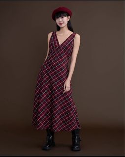 (Category: ) located in . Submitted by clothes_rack (Listing ID 1389656377, Image 1). Description: .