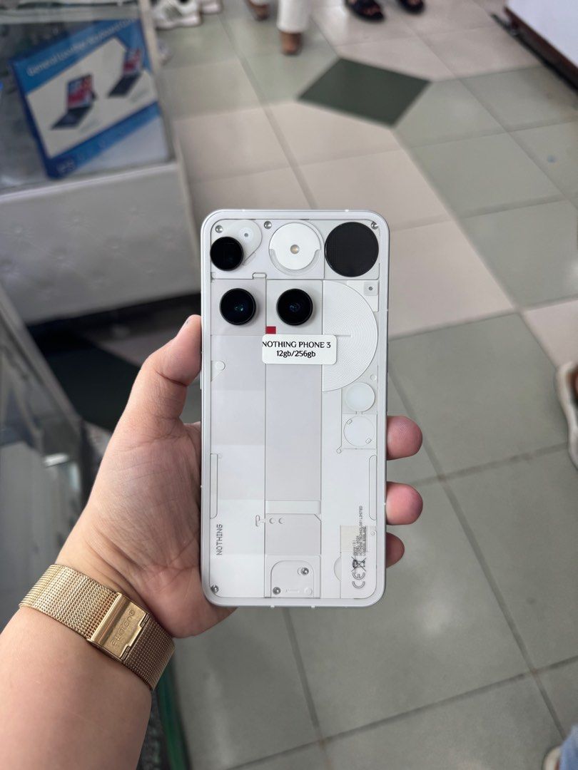 Nothing Phone 3 256gb FU Complete (Category: Android Others) located in San Juan City. Submitted by keannagadgetph (Listing ID 1391195275, Image 1). Description: Available Units for today's POST! Nothing Phone 3 / 256gb / FU - good condition - 95% Makinis - good battery - no issue / repair - Any colors available ~ Accepting SWAP / TRADE IN / INSTALLMENT / BINTA UNIT ~ CASH ON DELIVERY METRO MANILA / LBC PAYMENT FIRST ~ Store location GREENHILLS 2